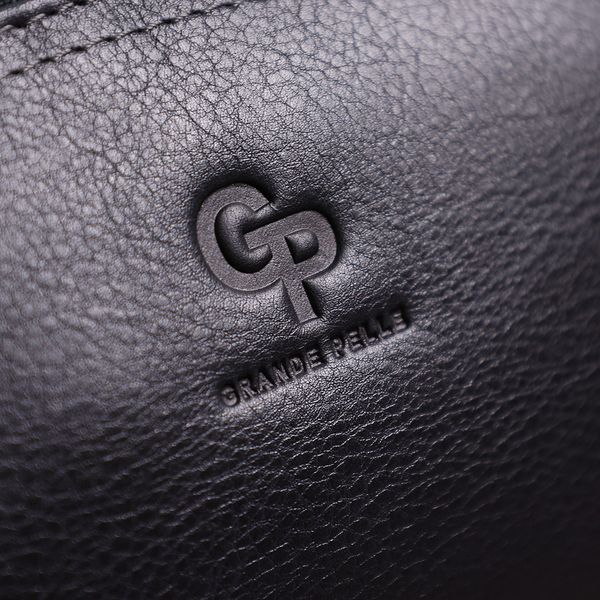 Кожаная женская косметичка GRANDE PELLE 11570 Черный 11570 фото