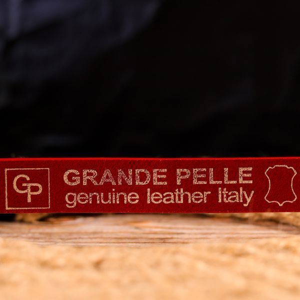 Attractive women's belt made of genuine leather Grande Pelle 21445 Red 21445 фото
