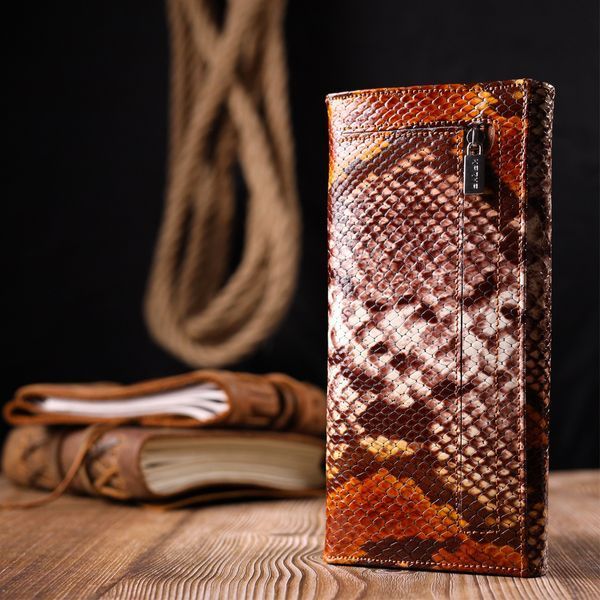 Лакированный женский кошелек с клапаном из фактурной кожи под рептилию KARYA 21117 Разноцветный 21117 фото