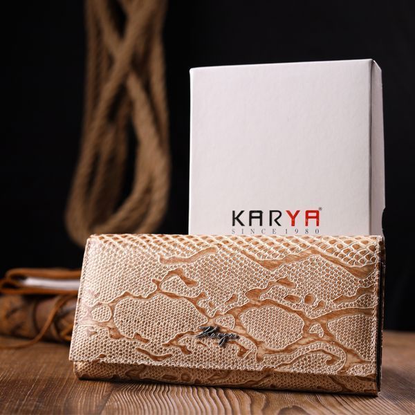Горизонтальный лакированый кошелек из фактурной натуральной кожи KARYA 21172 Бежевый 21172 фото