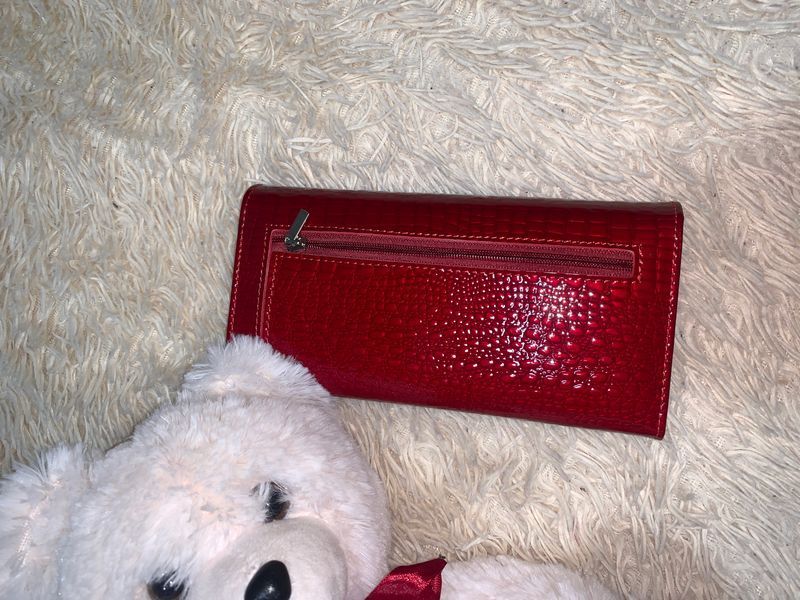 Red lacquer women's wallet made of BALISA leather 515-1 фото