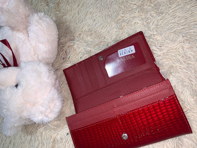 Red lacquer women's wallet made of BALISA leather 515-1 фото