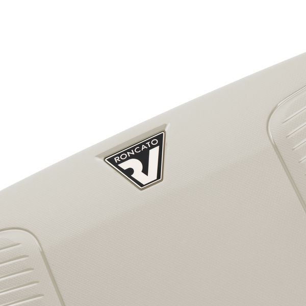 Suitcase Срежний чемодан Roncato на защелках MODULIGHT 500812/80