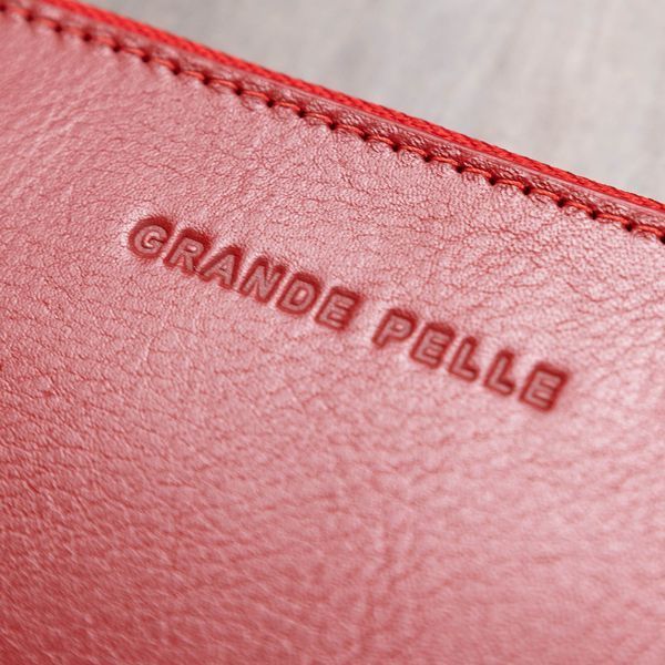 Стильний шкіряний жіночий гаманець на блискавці GRANDE PELLE 11563 Червоний 11563 фото