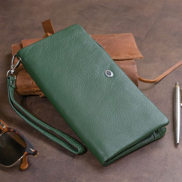 Кошелек-клатч из кожи с карманом для мобильного ST Leather 19308 Зеленый 19308 фото