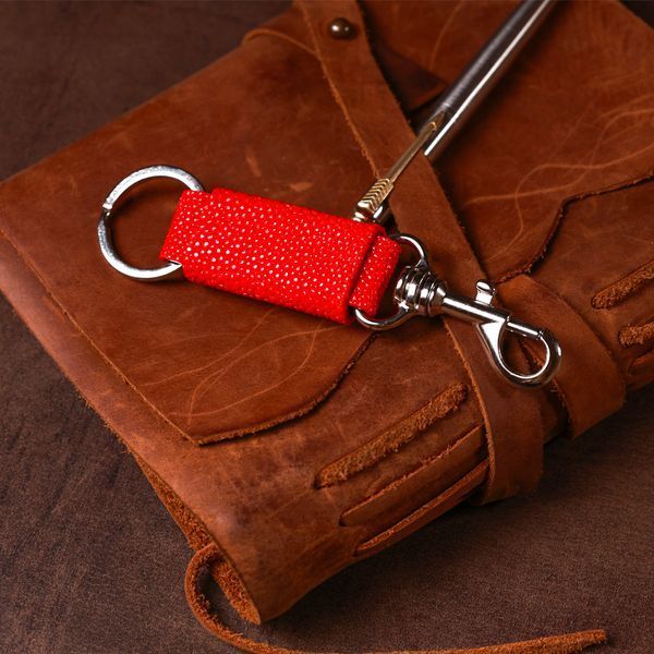 Брелок сувенир STINGRAY LEATHER 18013 из натуральной кожи морского ската Красный 18013 фото