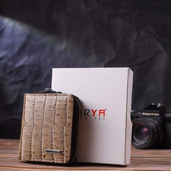 Textured women's wallet with coin holder made of genuine leather with crocodile embossing KARYA 21413 Beige 21413 фото
