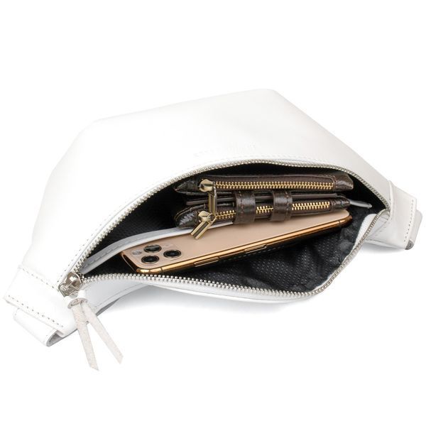 Стильная кожаная сумка на пояс GRANDE PELLE&nbsp;11356 Белый 11356 фото